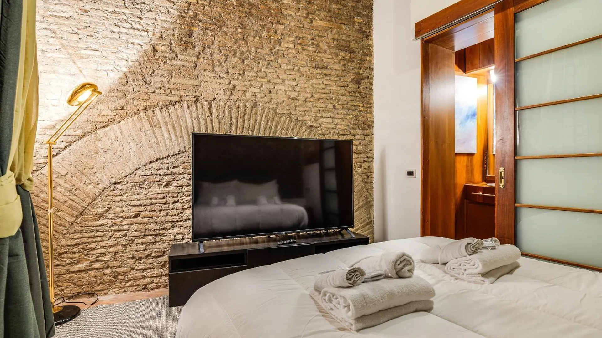 Fico Giallo - Piazza Navona Apartment Rome Italy