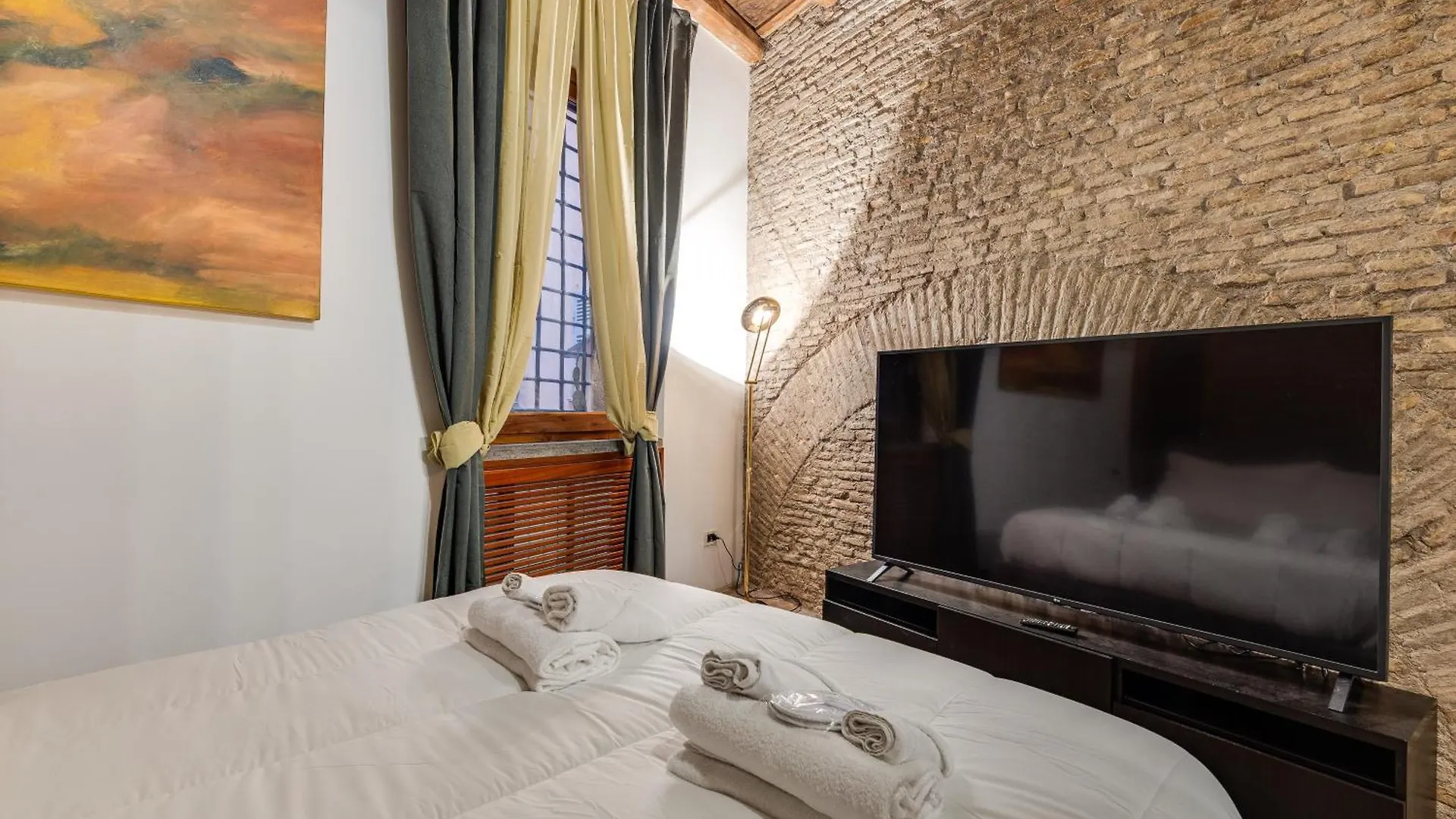 Fico Giallo - Piazza Navona Apartment Rome
