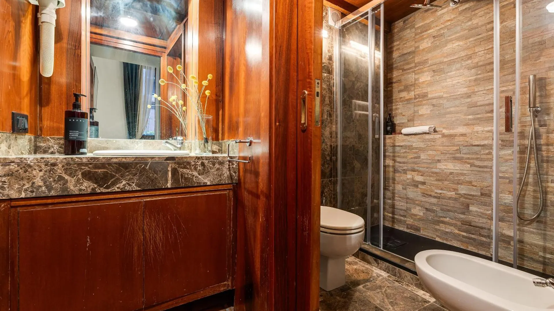 Fico Giallo - Piazza Navona Apartment Rome Italy