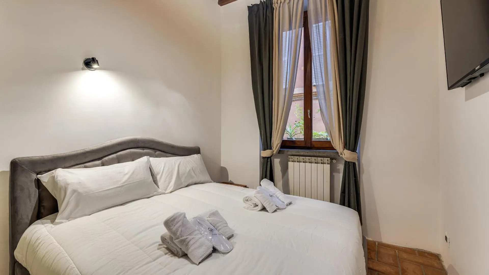 Fico Giallo - Piazza Navona Apartment Rome Italy