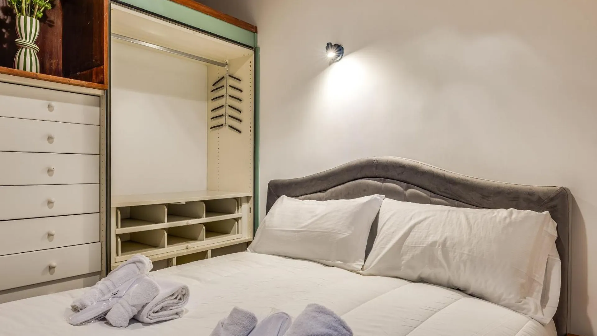 Fico Giallo - Piazza Navona Apartment Rom